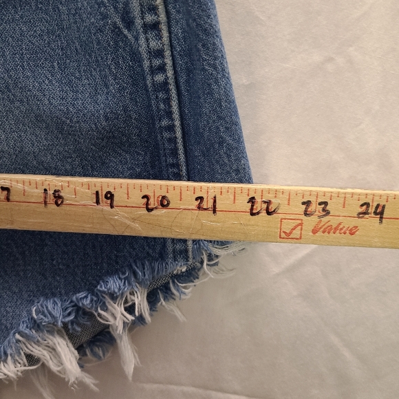 Wrangler Cut-Off Denim High Waist Shorts 37" - Picture 11 of 13